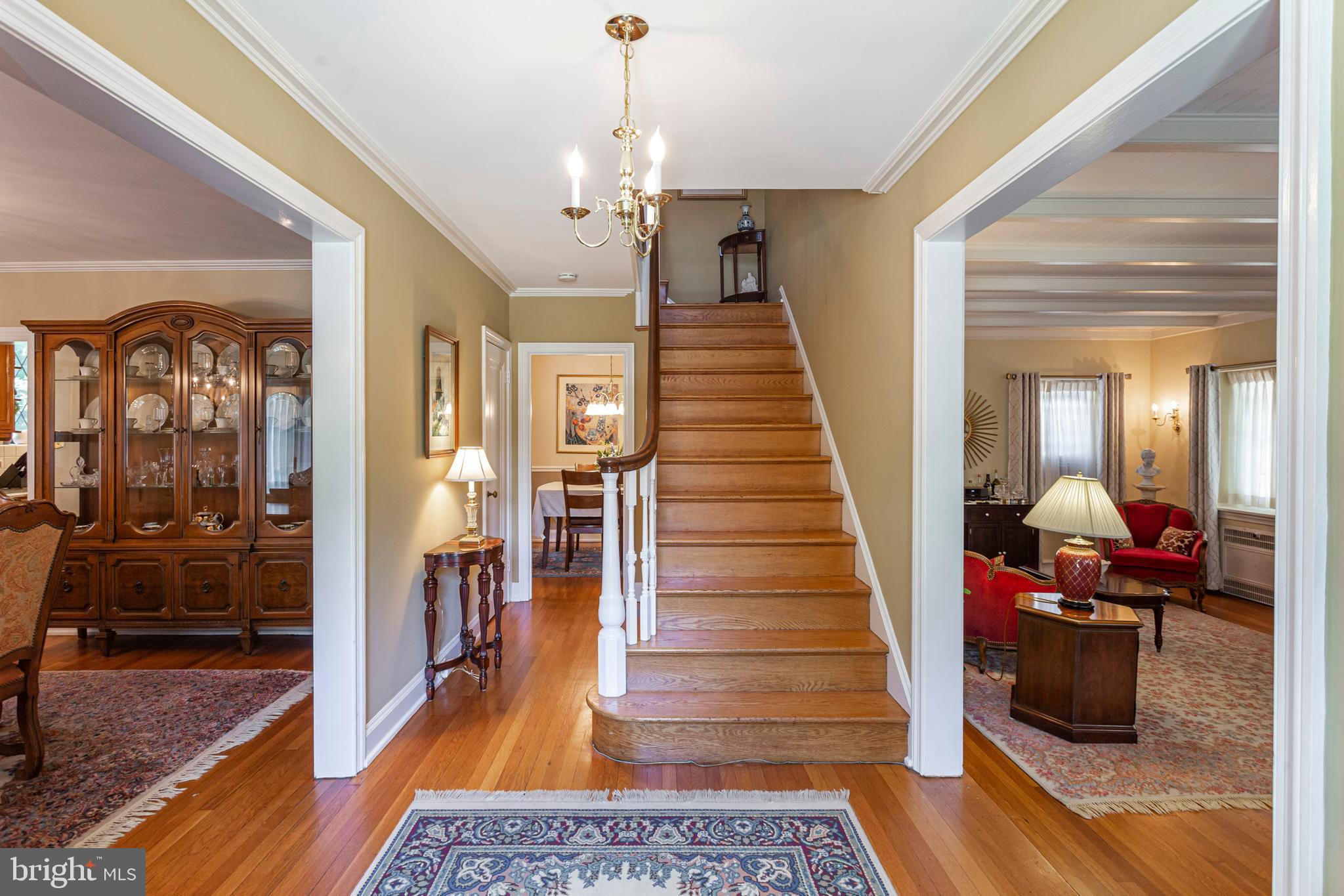 7052 Greenhill Road Philadelphia, PA 19151 - Photo 10 of 48 Center Hall