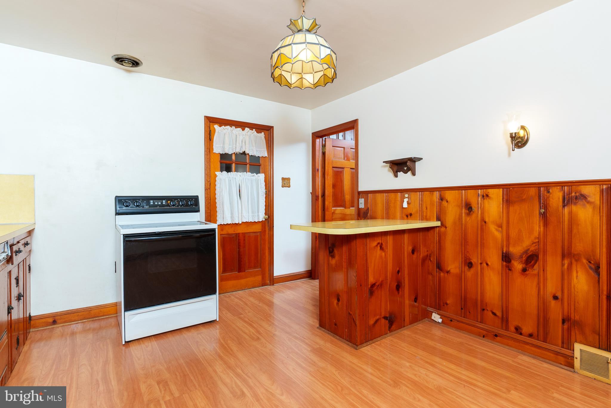 645 Doe Run Road Coatesville, PA 19320 - Photo 10 of 20 Kitchen