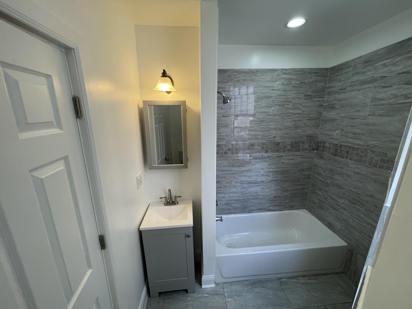 5123 South Indiana Avenue, Unit 2 Chicago, IL 60615 - Photo 10 of 19