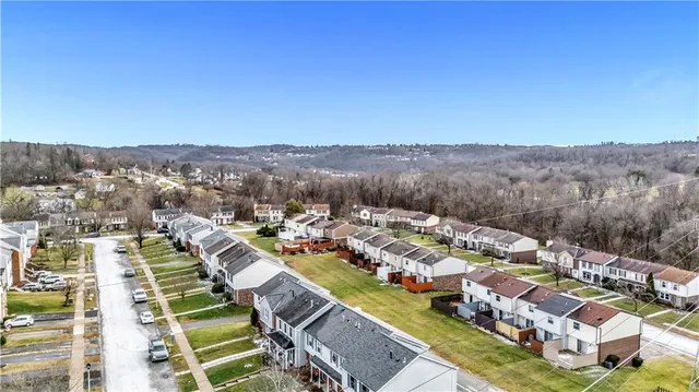 $225,000 | 147 Meadow Gap Drive, Monroeville, PA 15146