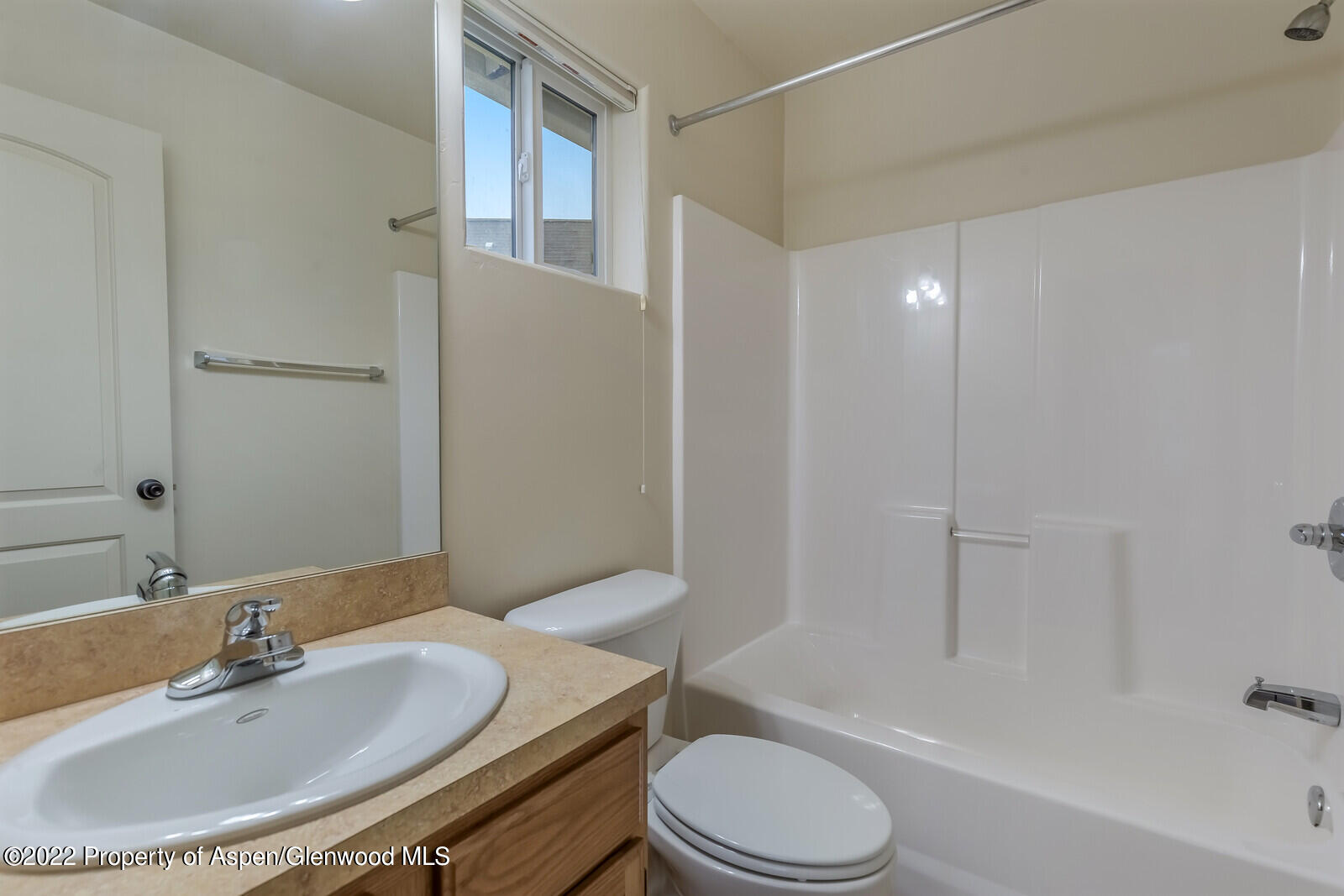 189 Willow Circle Rifle, CO 81650 - Photo 12 of 17 12_189_Willow_Circle012_mls