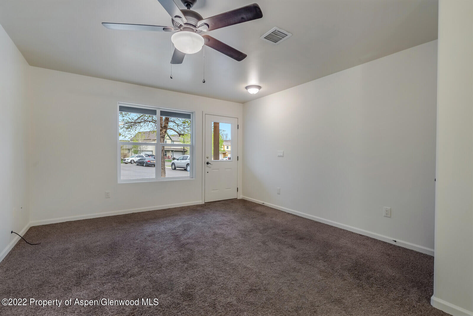 189 Willow Circle Rifle, CO 81650 - Photo 5 of 17 05_189_Willow_Circle005_mls