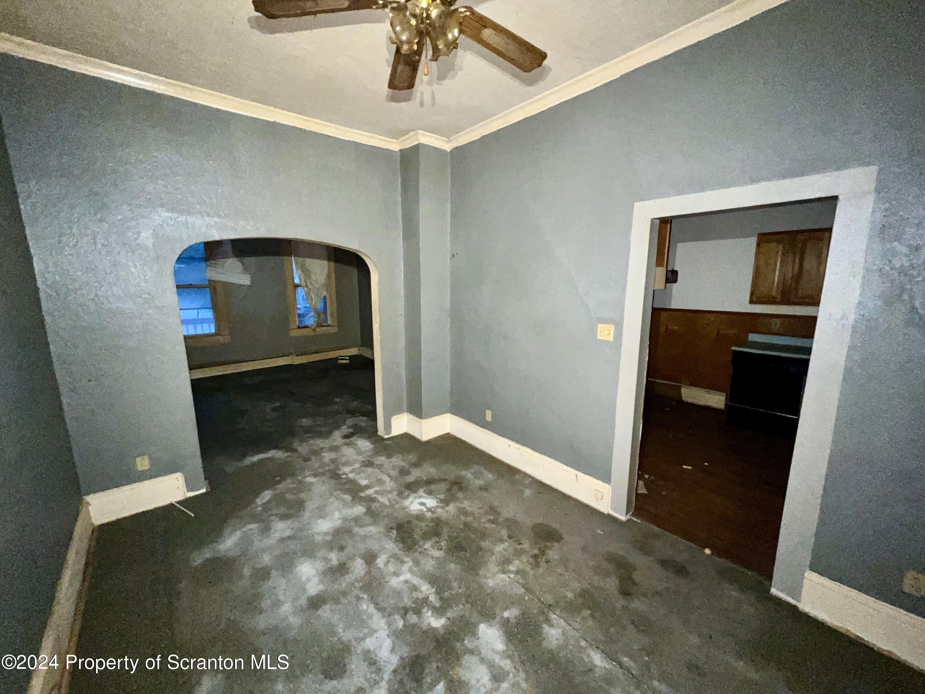936 Providence Road Scranton, PA 18508 - Photo 6 of 8 Gallery Image 6