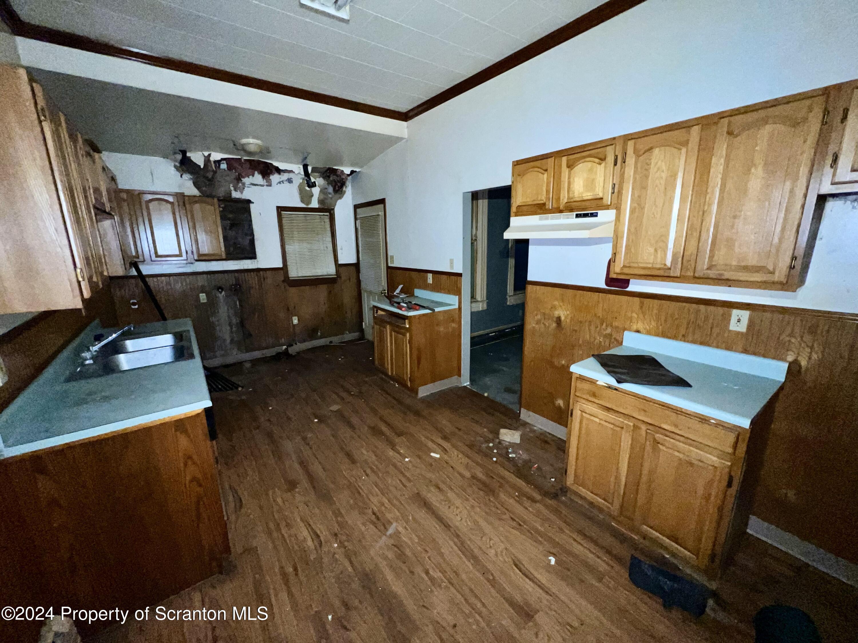 936 Providence Road Scranton, PA 18508 - Photo 8 of 8 Gallery Image 8