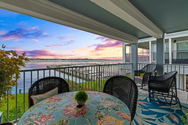 $249,000 | 4001 NASA Road 1, Unit 112, El Lago, TX 77586