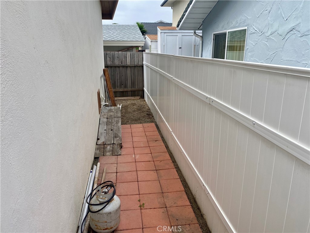 3219 Tide Avenue Morro Bay, CA 93442 - Photo 21 of 23 a view of a balcony