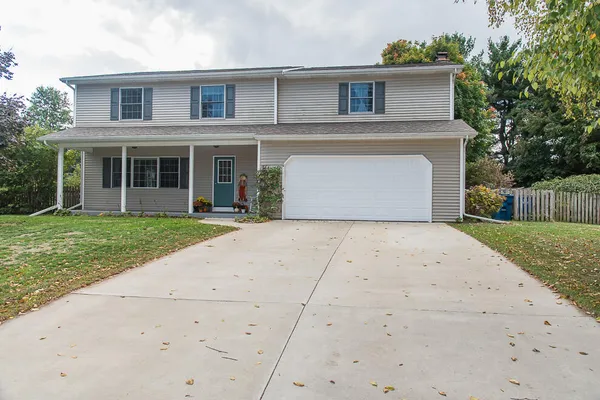 $375,000 | 2223 Surry, Schoolcraft, MI 49087