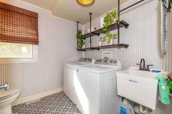 $375,000 | 2223 Surry, Schoolcraft, MI 49087