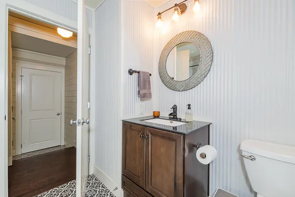 $375,000 | 2223 Surry, Schoolcraft, MI 49087