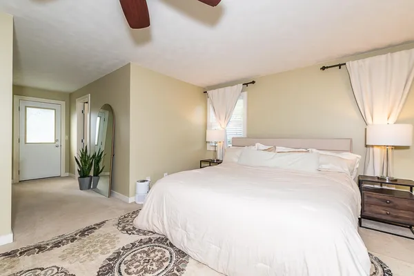 $375,000 | 2223 Surry, Schoolcraft, MI 49087