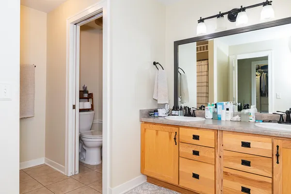 $375,000 | 2223 Surry, Schoolcraft, MI 49087