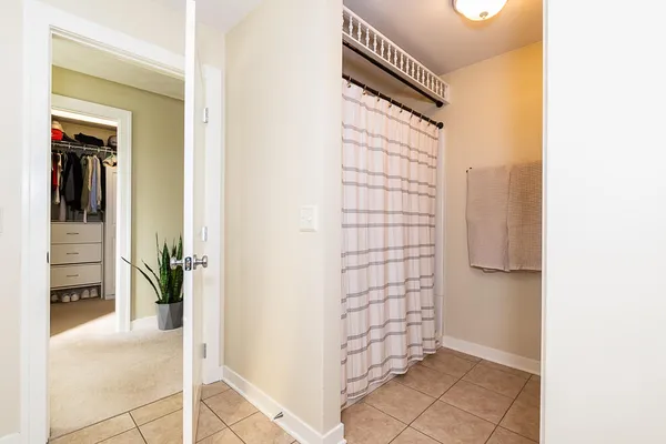 $375,000 | 2223 Surry, Schoolcraft, MI 49087