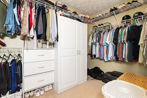 $375,000 | 2223 Surry, Schoolcraft, MI 49087