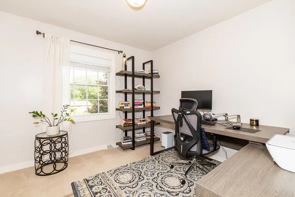 $375,000 | 2223 Surry, Schoolcraft, MI 49087