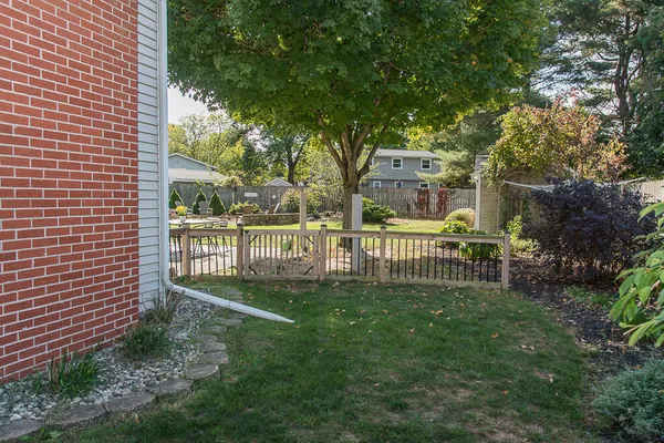 $375,000 | 2223 Surry, Schoolcraft, MI 49087