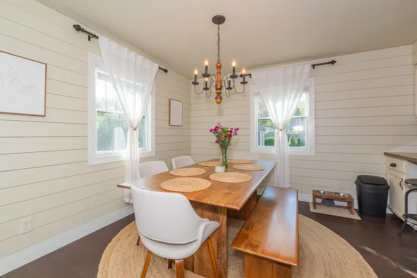 $375,000 | 2223 Surry, Schoolcraft, MI 49087