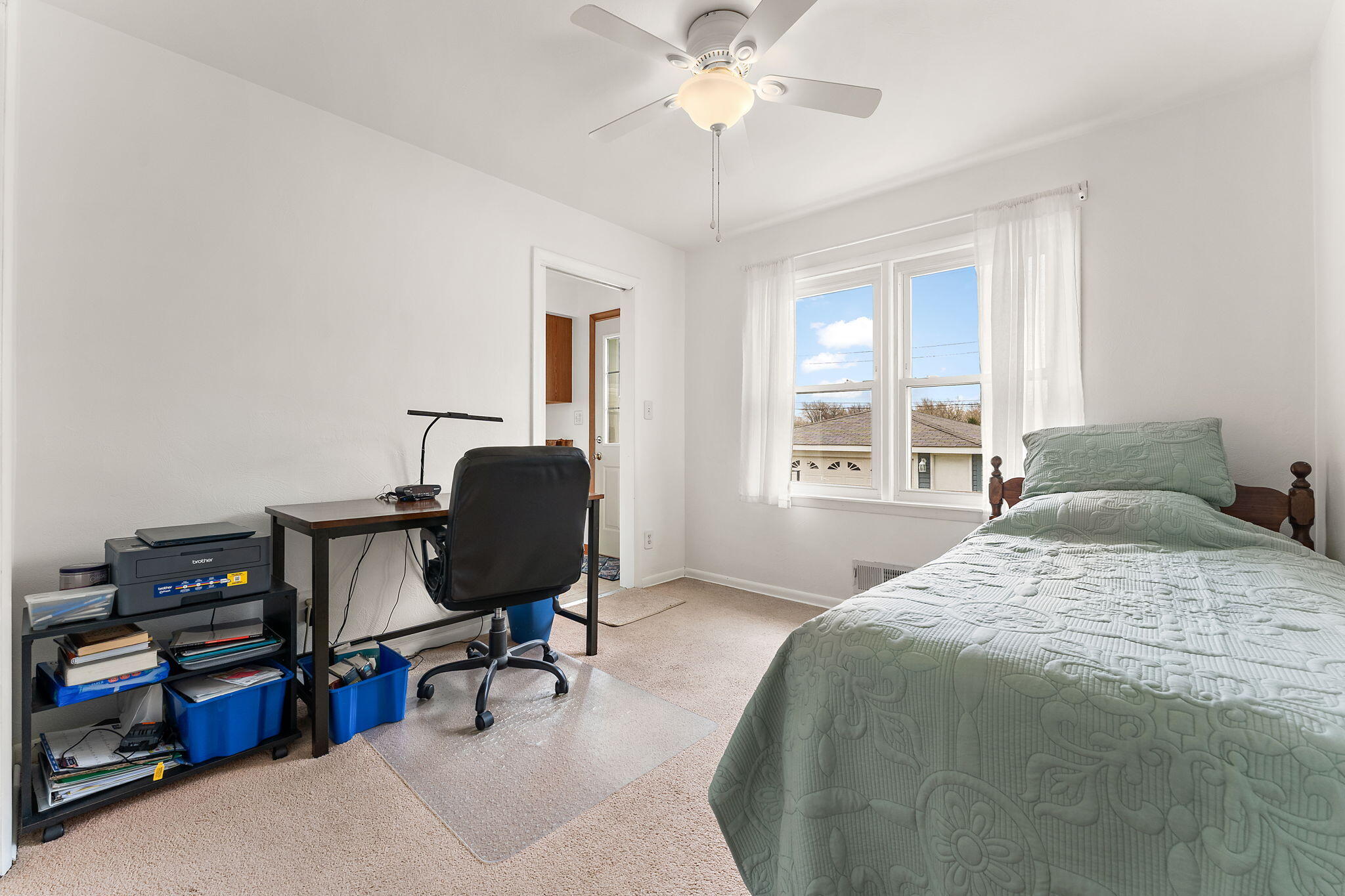 217 West 40th Place Griffith, IN 46319 - Photo 10 of 25 2048x1365