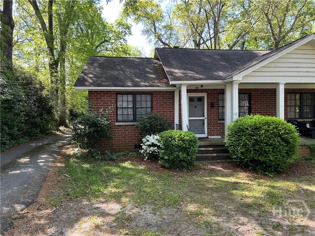$1,400 | 253 Springdale Street, Athens, GA 30606