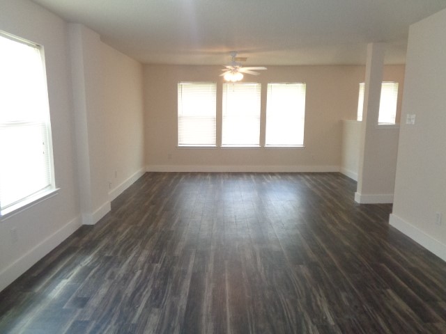 231 Silver Mist Circle Dickinson, TX 77539 - Photo 7 of 21