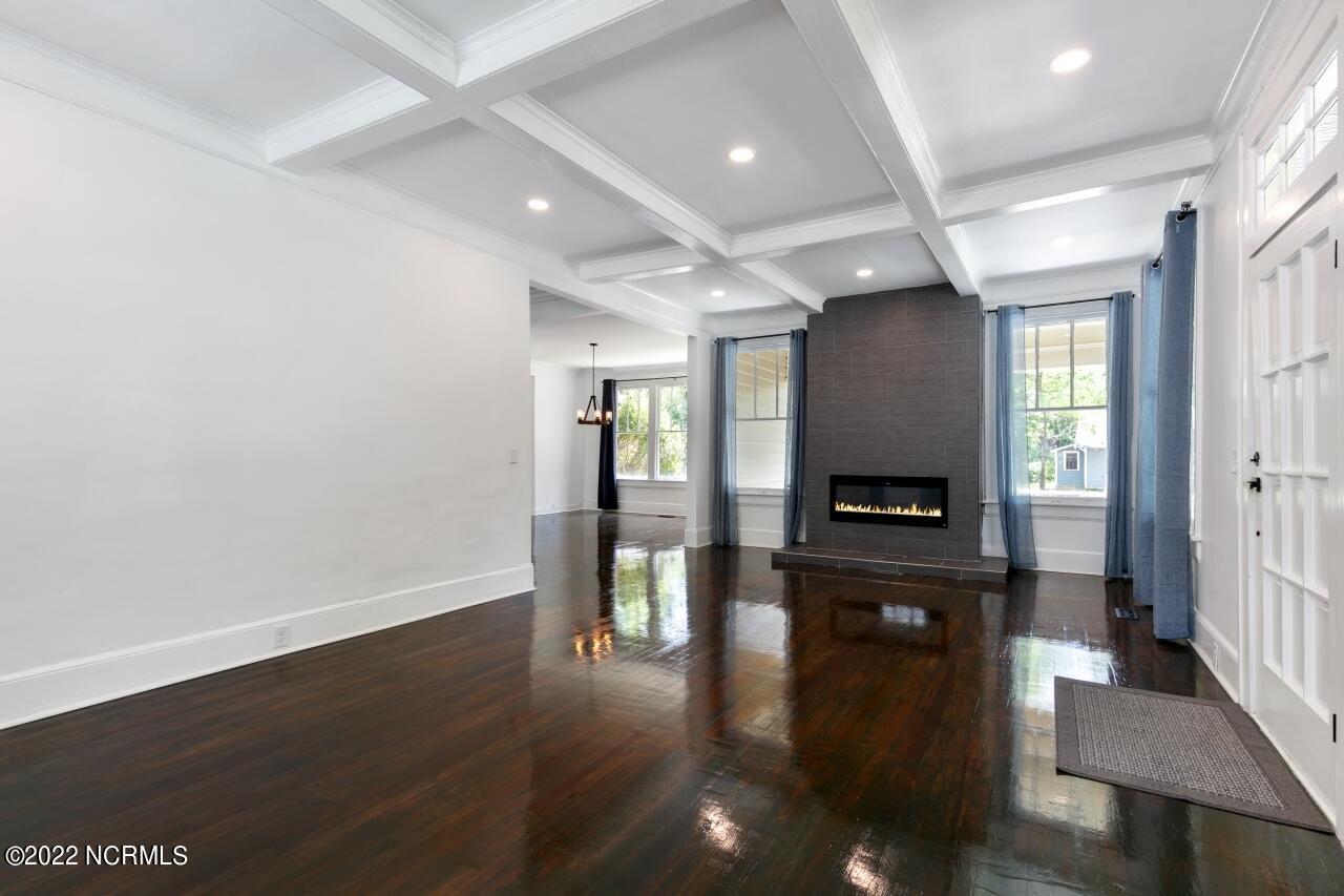 300 Raleigh Rd Parkway North Wilson, NC 27893 - Photo 6 of 35 300-raleigh-road-parkway-north-wilson-nc