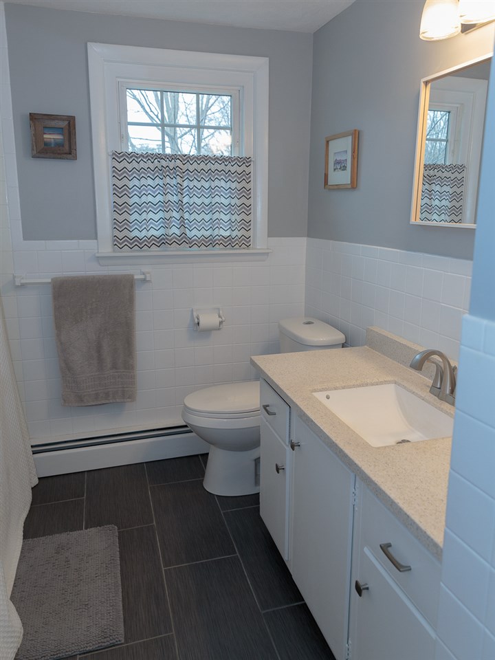 7 Pleasant View Drive Exeter, NH 03833 - Photo 26 of 40