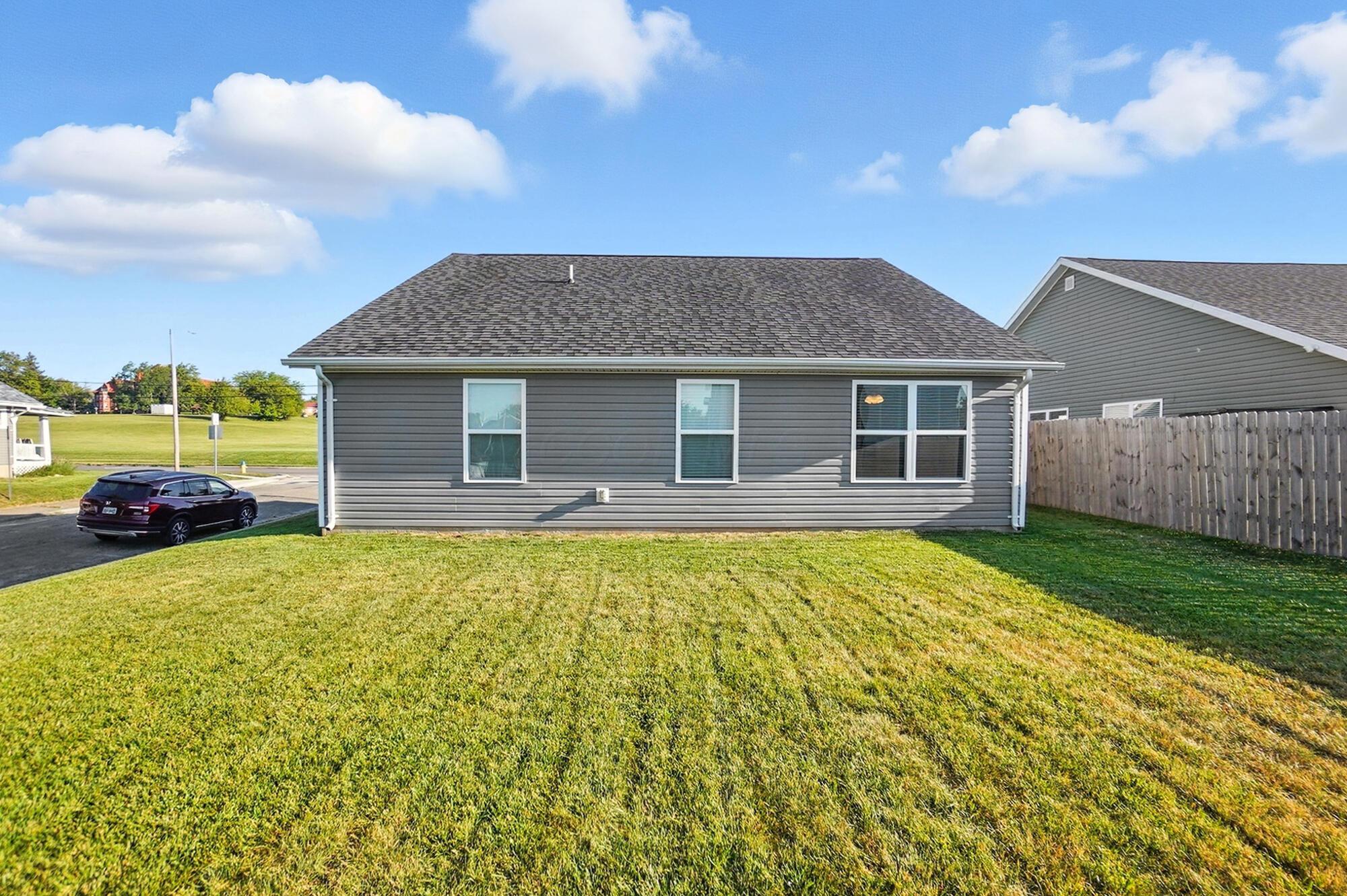 721 East McCreight Avenue Springfield, OH 45503 - Photo 25 of 28 Exterior Rear