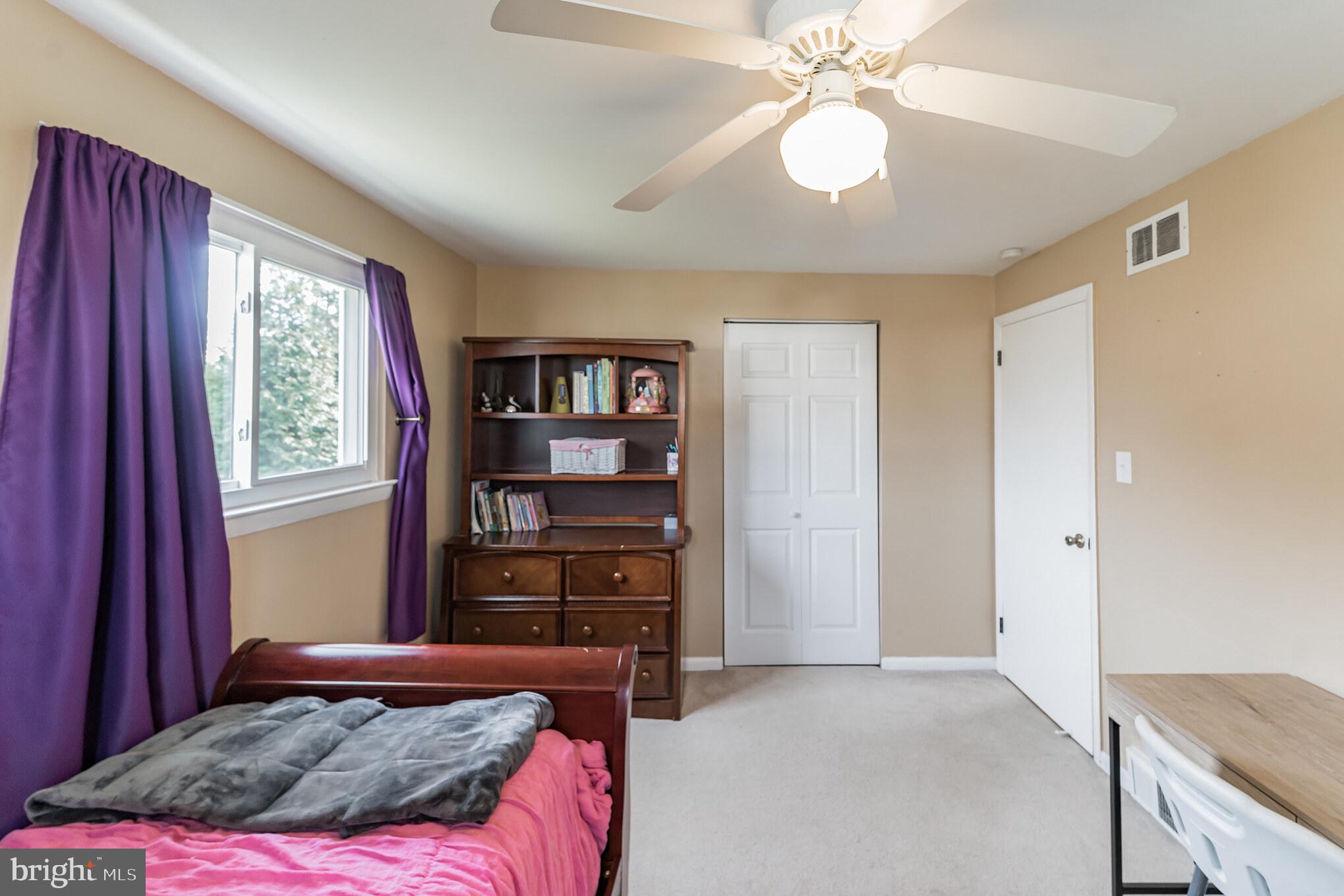 54 Anvil Road Aston, PA 19014 - Photo 18 of 29 2nd Bedroom