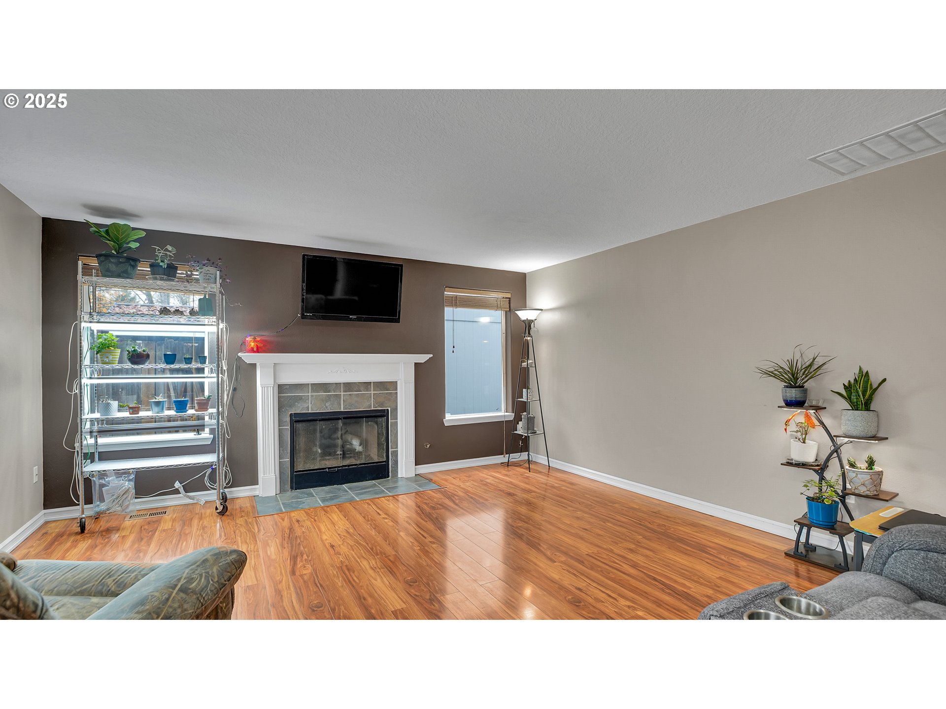 33410 Meadowbrook Drive Scappoose, OR 97056 - Photo 10 of 31 Fireplace