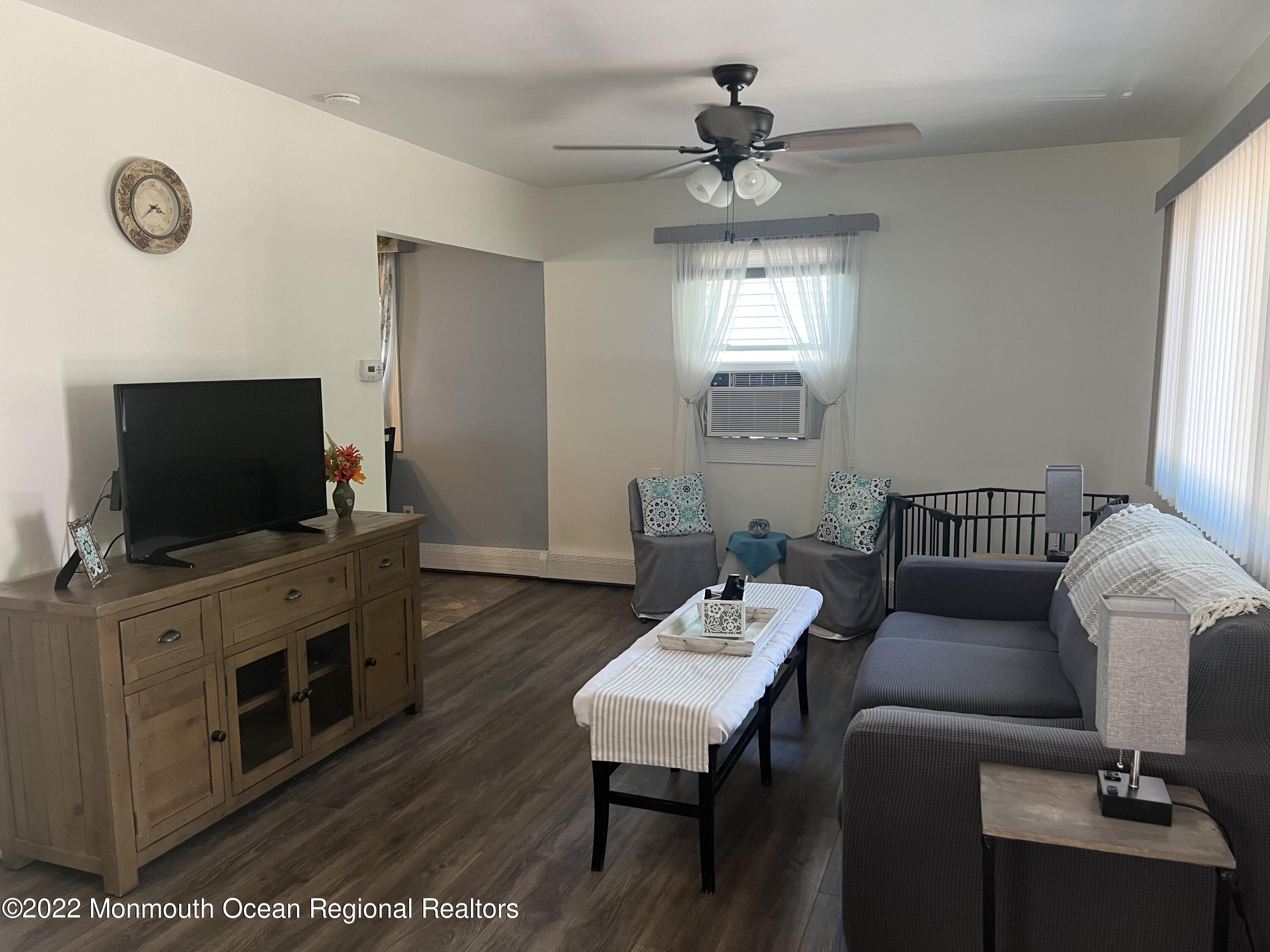 207 7th Street Keyport, NJ 07735 - Photo 2 of 15 Living Room