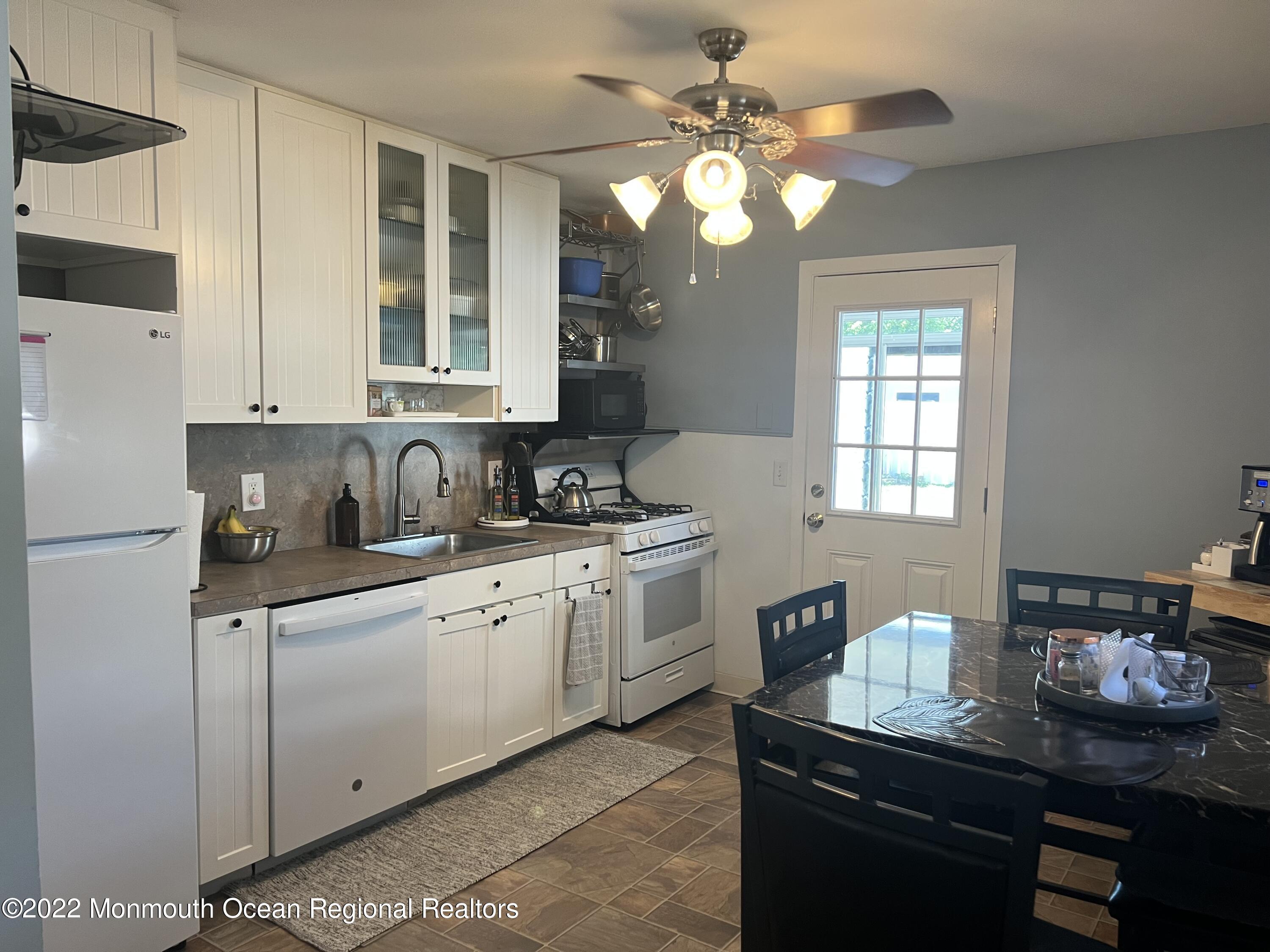 207 7th Street Keyport, NJ 07735 - Photo 4 of 15 Kitchen