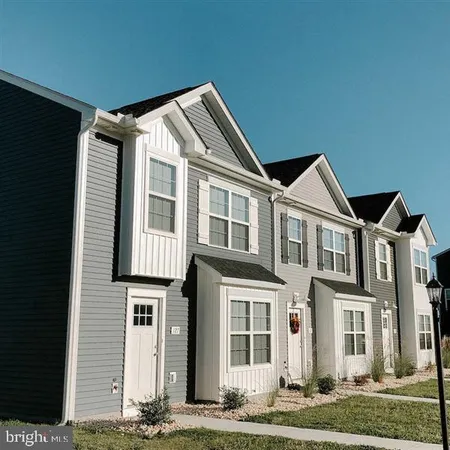 $266,900 | 3655 Kortni Drive, Unit 41, Dover, PA 17315