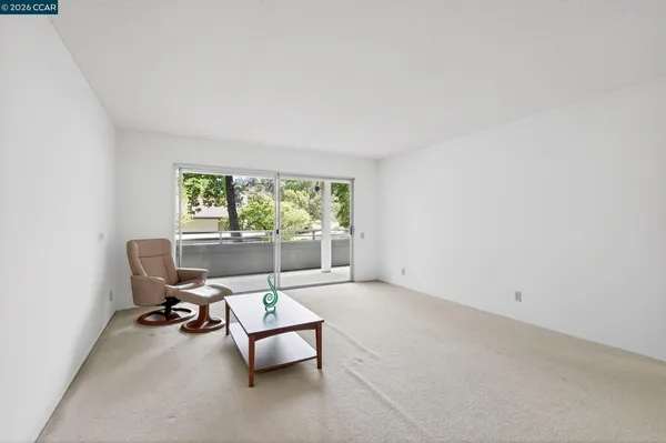 $348,880 | 1621 Ptarmigan Drive, Unit 2A, Walnut Creek, CA 94595