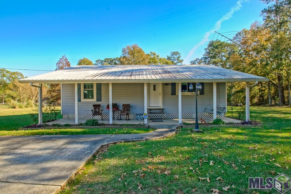 38300 Reinninger Road Denham Springs, LA 70706 - Photo 3 of 21