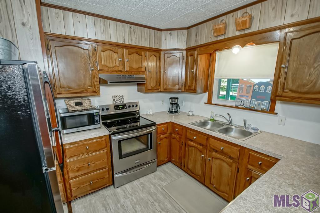 38300 Reinninger Road Denham Springs, LA 70706 - Photo 9 of 21
