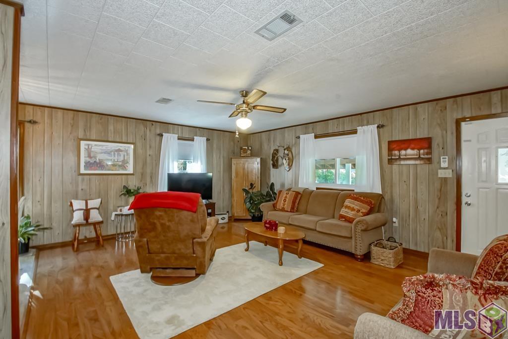 38300 Reinninger Road Denham Springs, LA 70706 - Photo 10 of 21