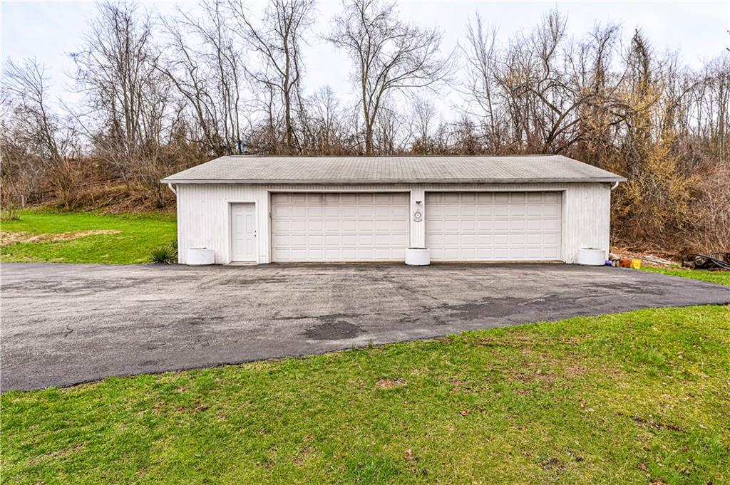 687 Middletown Road New Stanton, PA 15672 - Photo 11 of 42 Two car detached with heat and water