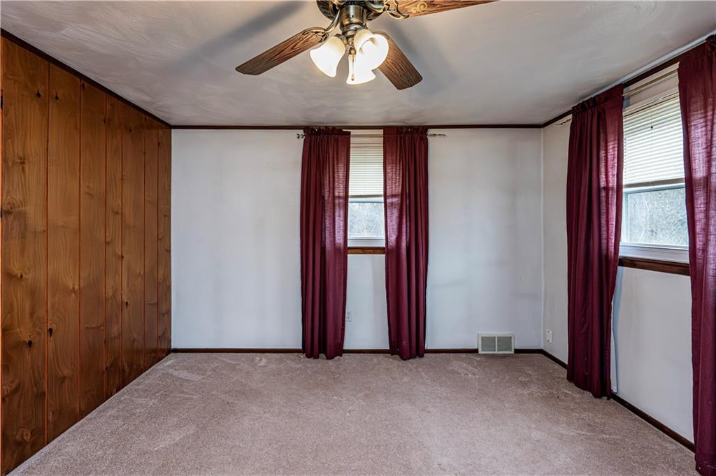 687 Middletown Road New Stanton, PA 15672 - Photo 29 of 42 Primary bedroom