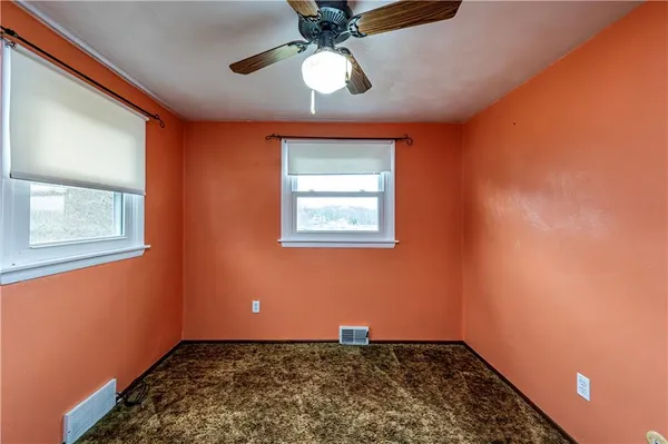 $459,000 | 687 Middletown Road, New Stanton, PA 15672