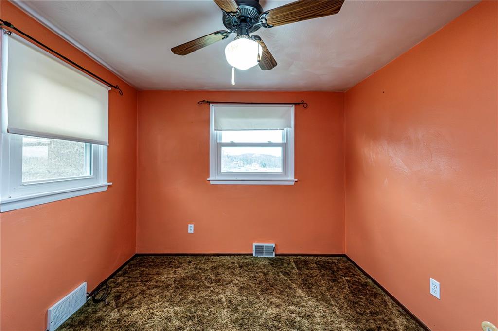 687 Middletown Road New Stanton, PA 15672 - Photo 34 of 42