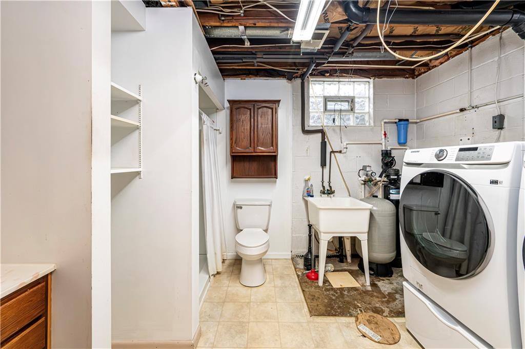 687 Middletown Road New Stanton, PA 15672 - Photo 39 of 42