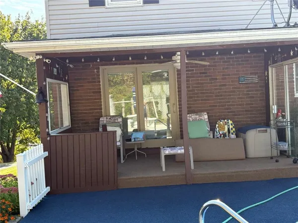 $459,000 | 687 Middletown Road, New Stanton, PA 15672