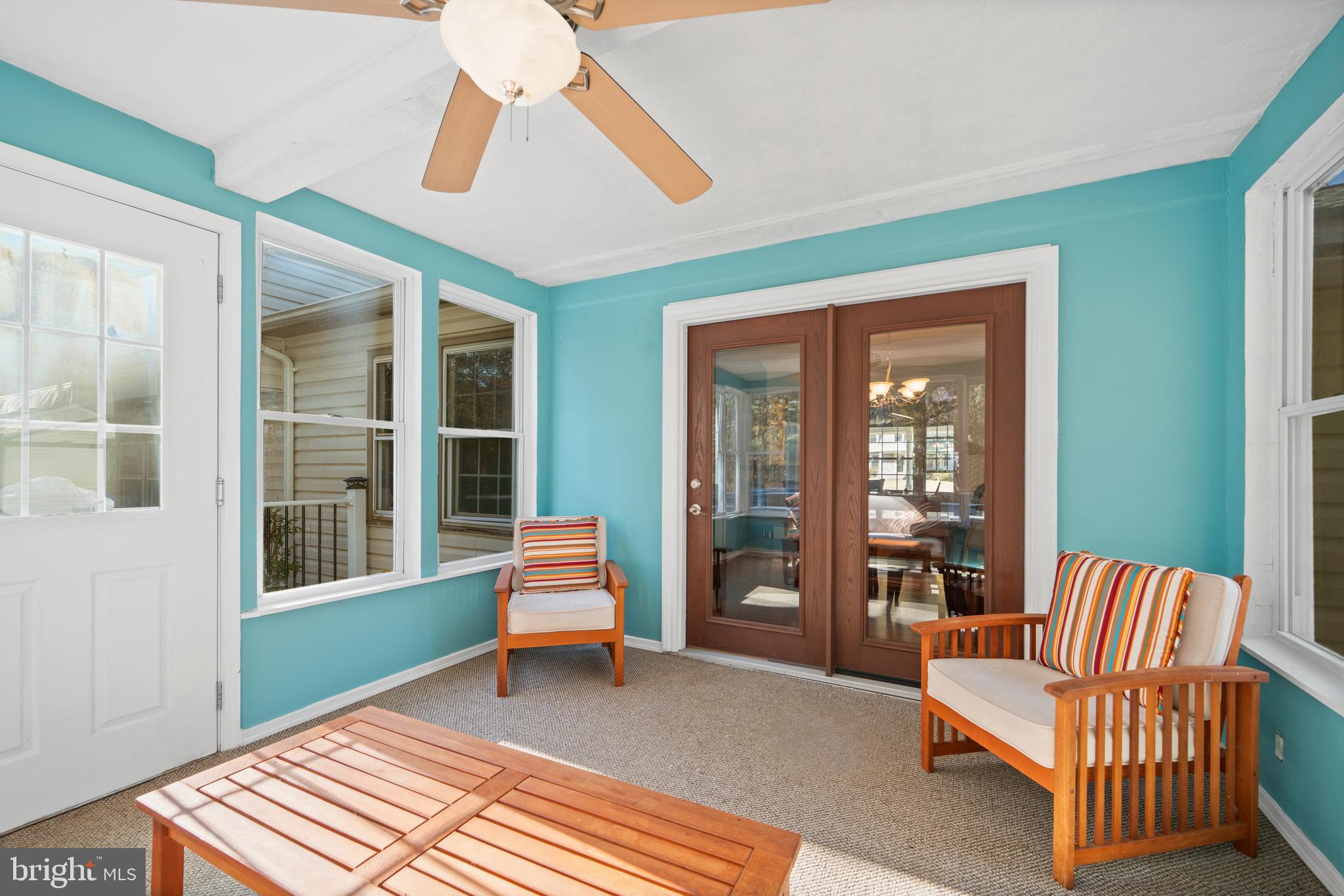 2335 Rosedown Drive Reston, VA 20191 - Photo 14 of 36 Sunroom w/Door to Deck & Pool