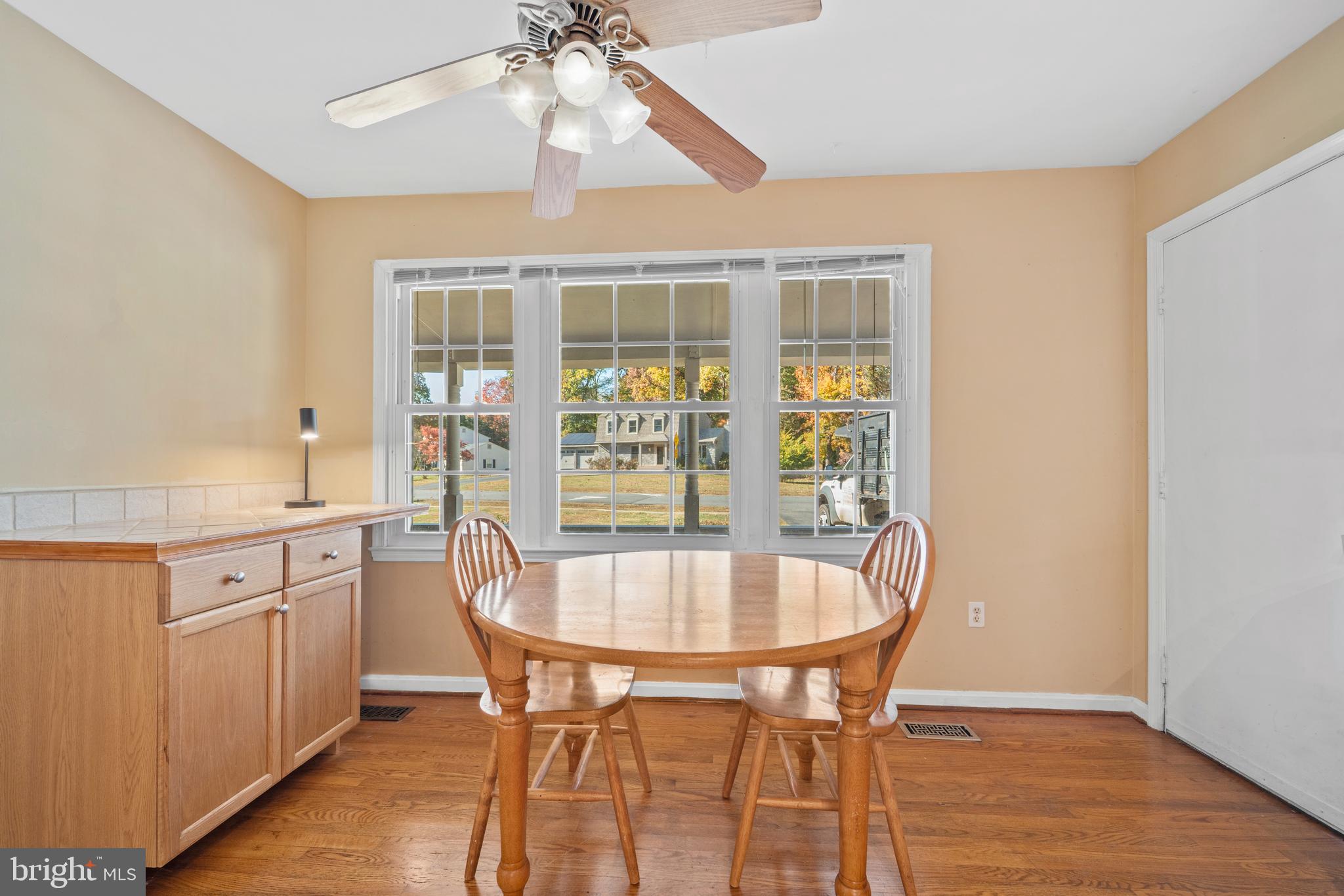 Kitchen Table Space w/Adjoining Door Into Garage