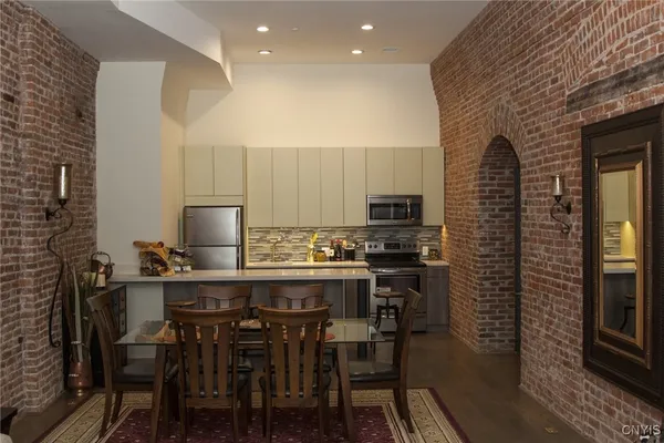 $1,600 | 230 Genesee Street, Unit 228, Utica, NY 13502