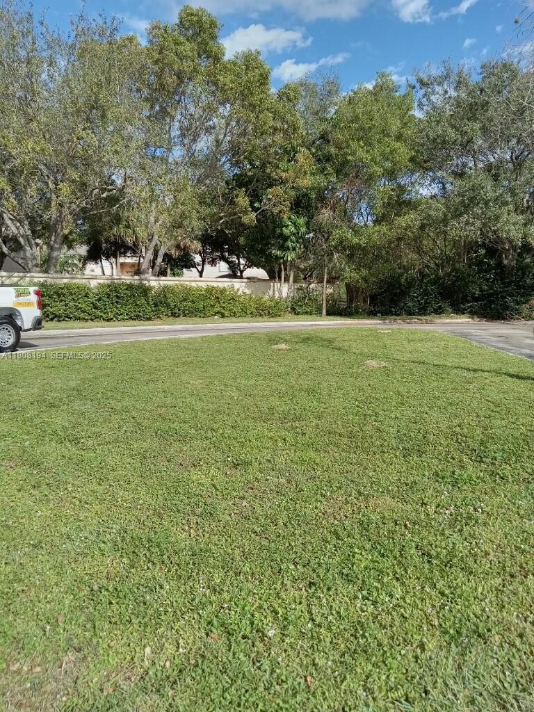8191 Wiles Road Coral Springs, FL 33067 - Photo 4 of 5 Photo 4