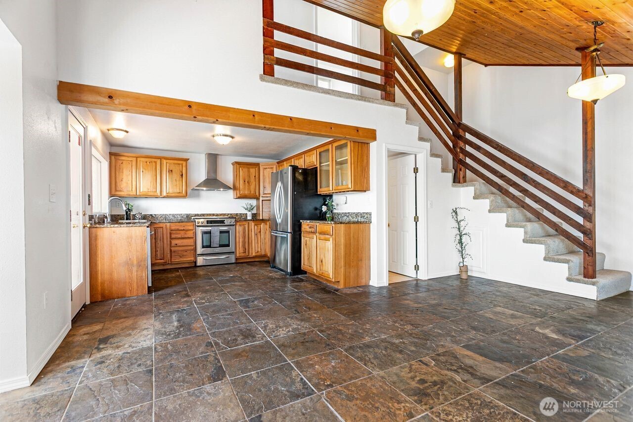 3671 Harnden Road Bellingham, WA 98226 - Photo 17 of 39 Gallery Image 17