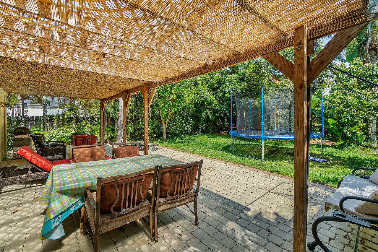 5087 Madison Road Delray Beach, FL 33484 - Photo 31 of 32 031-5087MadisonRd-DelrayBeach-FL-small