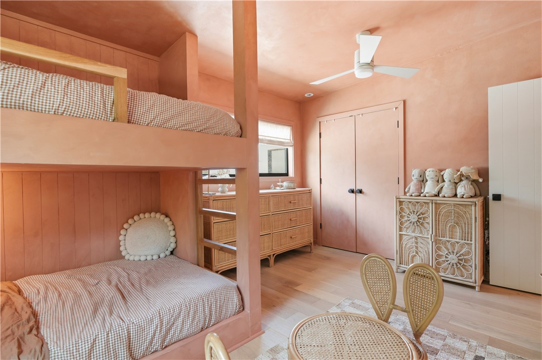 805 Vine Street Bryan, TX 77802 - Photo 31 of 45 Bedroom with custom bunk beds