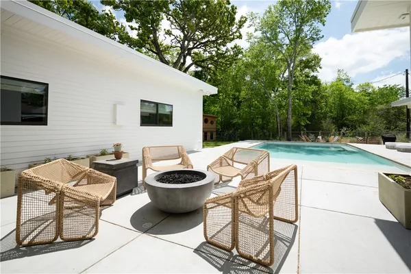 $875,000 | 805 Vine Street, Bryan, TX 77802