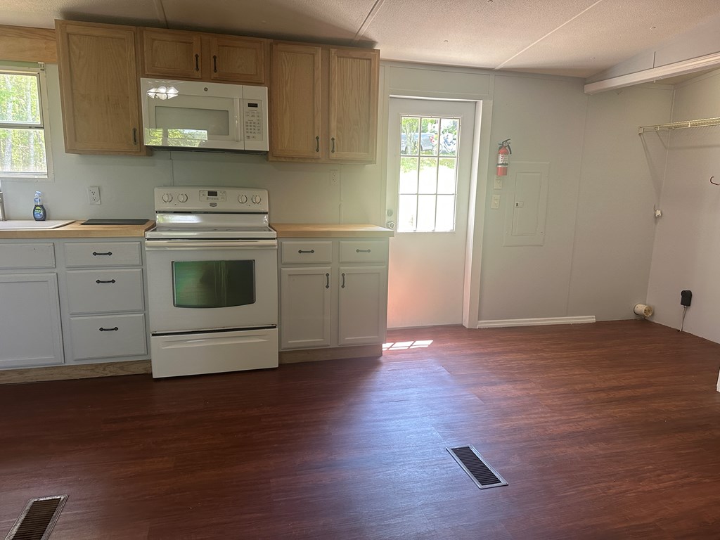 86 Post Oak Ridge Murphy, NC 28906 - Photo 3 of 13